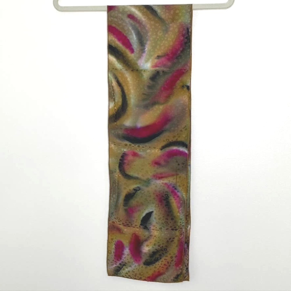 Bronze,‎ black, pink swirl scarf